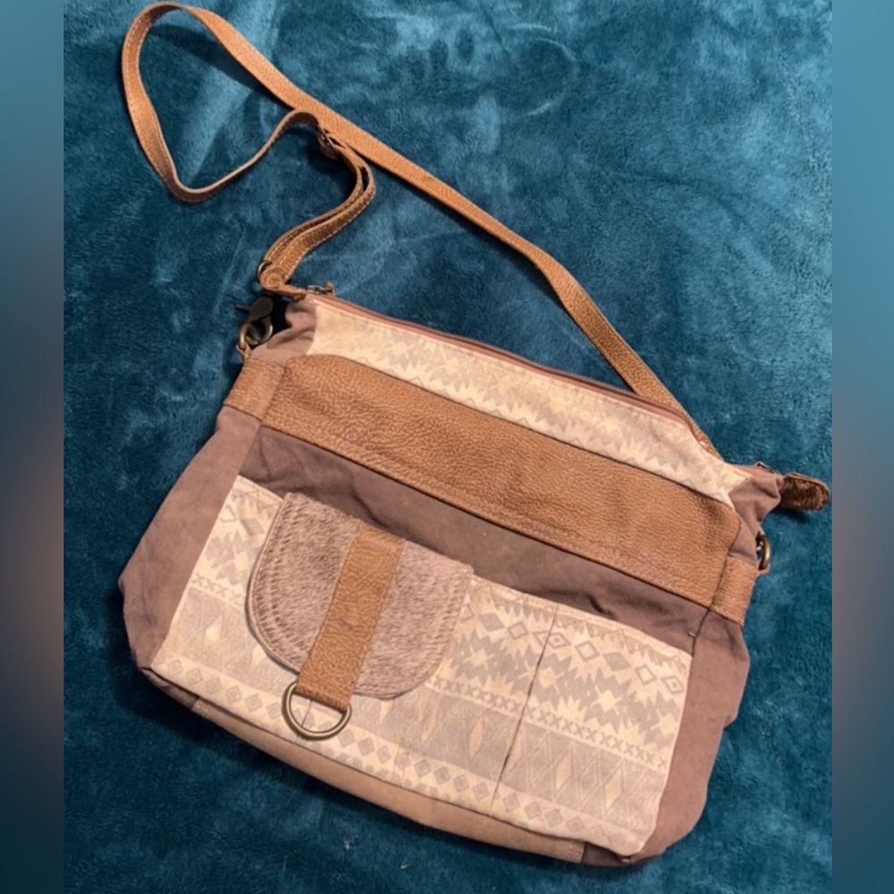 Myra bag